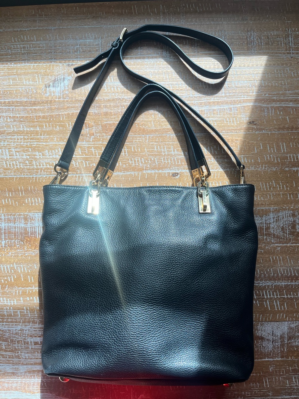 Michael Kors Black Pebbled Leather Bag with Gold Hardware - Picture 6 of 8
